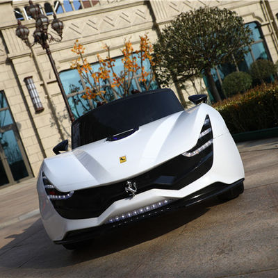 2023 gemaakt in nieuwste 12 Volt Kids Electric Ride On Car met twee open deuren Bruin