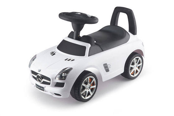 Klassiek Populair Baby Ride on Cars voor Kinderen Karton Grootte 67*30*26cm Leeftijdsbereik 2-4 jaar