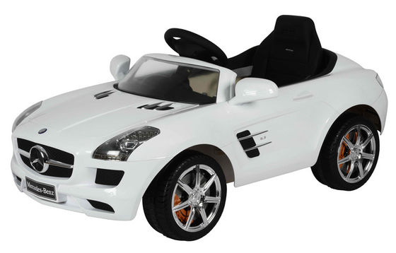 30 kg Max Loading PP Plastic Customized Grade Kinderen Rijden Op Auto Elektrische koplampen