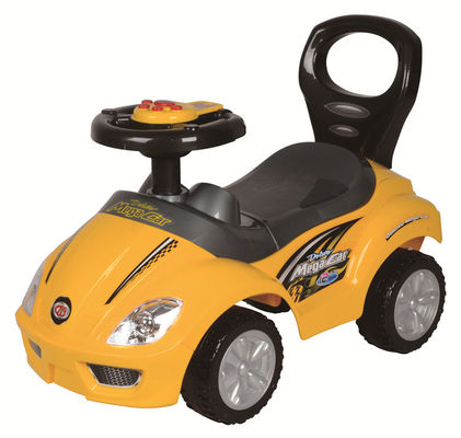 Plastic Kinderen Rijden Op De Auto Voor 2-jarigen Karton Grootte 62.5*30*28.5cm Hand Push Toy