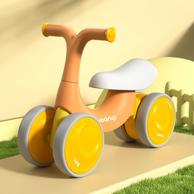 Oranje Plastic Baby Walker Balance Car met stille rolschaatsen en groen ontwerp
