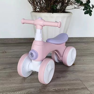 Hot Music Bubble Apparaten en Plastic Wheels Auto voor Kinderen Max Loading 30kg Self Scooter
