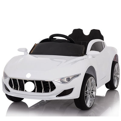 2 zitplaatsen Ride On Toys Elektrische auto voor kinderen 2 jaar oud met 2.4G R/C/Led lichten / muziek