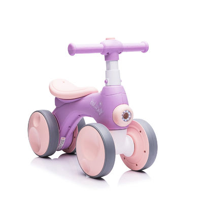 Lichte muziek en bubbelapparaat Balance Bike voor 1-6 jaar Kinderen 4 wielen Auto stijl