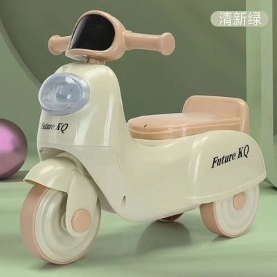 Scooter Baby Car Met HD Muziek En Lichten G.W 2.6kg Karton Grootte 55*26*32CM