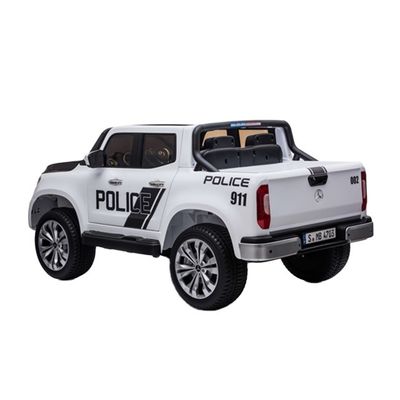Verpakking maat 142*77*40.5 2.4G afstandsbediening Twee zitplaatsen 12V Gecertificeerde politie Rijden op auto voor kinderen
