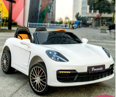 Plastic Electric Ride On Kids Auto 12V afstandsbediening Karton Grootte 132*72*36CM 10 Jaar