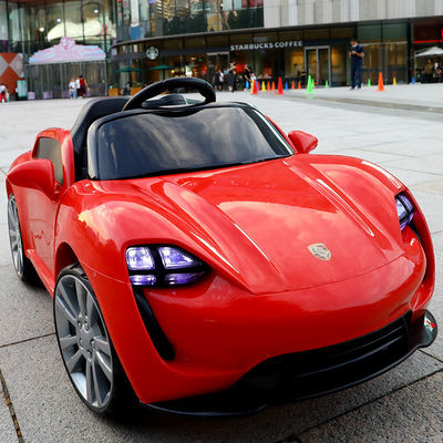 Plastic Kids rijden op elektrische auto met afstandsbediening 3-6 jaar Ouderdom 6V4.0AH*2 Batterij