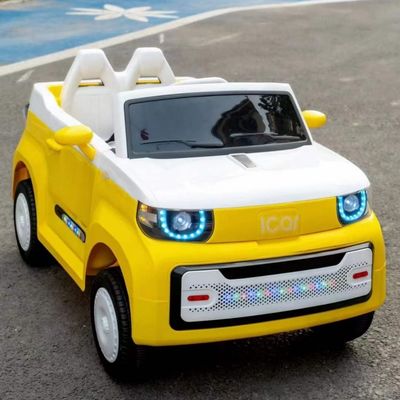 Vier wielen batterij Plastic Baby Kids elektrisch speelgoed met afstandsbediening 12V*390*2 motor