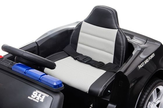 12V elektrische politieauto voor kinderen leeftijdsbereik 2-4 jaar met afstandsbediening waarschuwingslicht en megafoon 2023